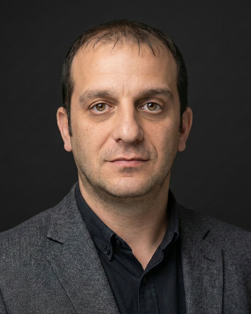 Doç. Dr. Mahmut Durgun proje ekibi portresi